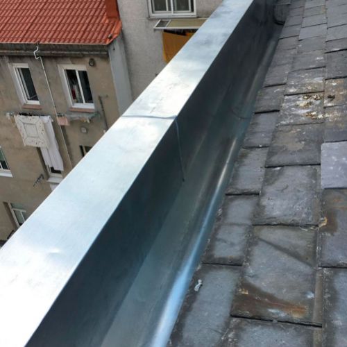 Borde de tejado de zinc