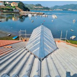 Remate de cubierta de zinc